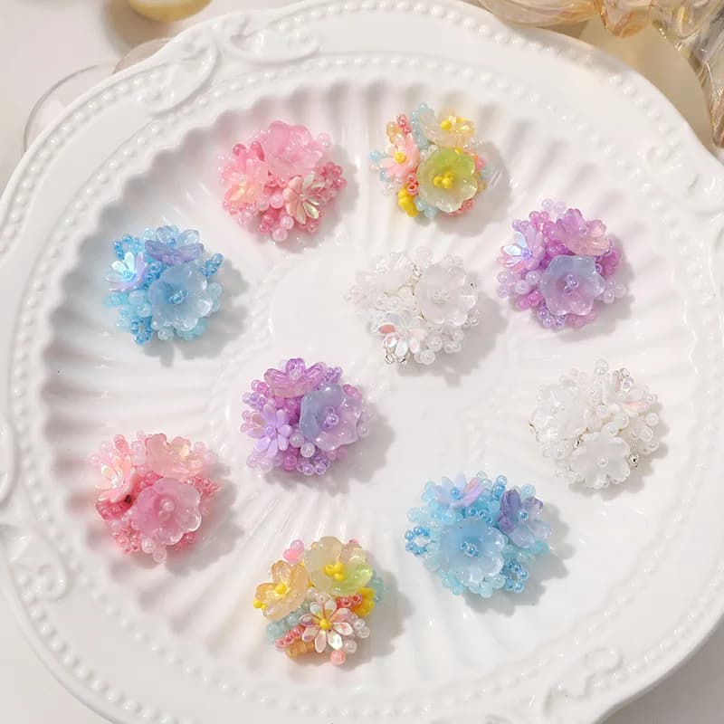 Materiale Premium per Charm da Scarpe Intrecciati a Mano con Grappolo di Perline Sfumate a Forma di Fiore, per Ragazze, Ideale per l'Estate e il Fai da Te
