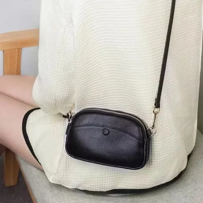 Borsa piccola Borsa per cellulare da donna 2024 Nuova borsa leggera Portafogli per chiavi portatili alla moda in morbida pelle
