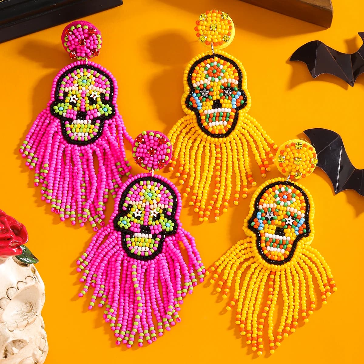 Vedawas Bohemia orecchini con nappe di teschio fatti a mano con perline, Halloween Day of the Dead Cute Punk Party Holiday accessori donna