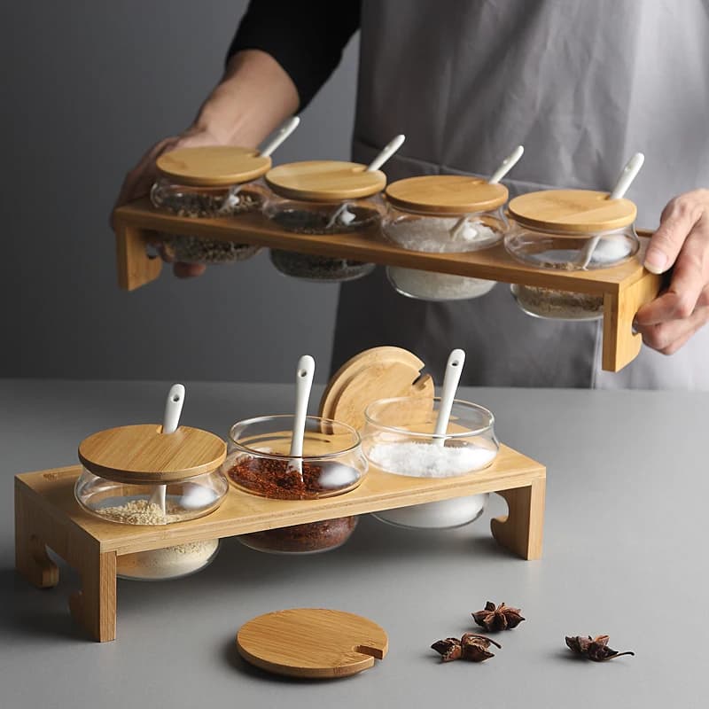Forniture da cucina Set di scatole per condimenti in vetro Contenitore per spezie Barattolo domestico Strumenti combinati di stoccaggio in quattro pezzi
