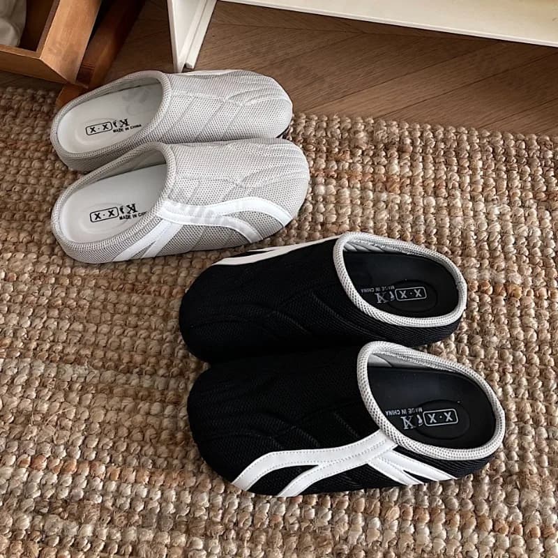 Women's Flat Slippers 2025 Summer New Vintage Slip on Non-slip Half Resistance Mesh Breathable Light Comfortable Sandals with Soft Sole