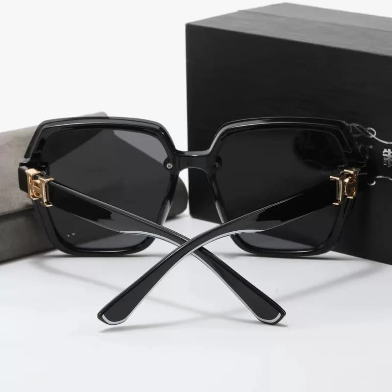 2025 New Fashion Occhiali da sole vintage per donna Donna Protezione UV400 Occhiali da sole Donna Ragazza Occhiali da sole Occhiali Gafas De Sol
