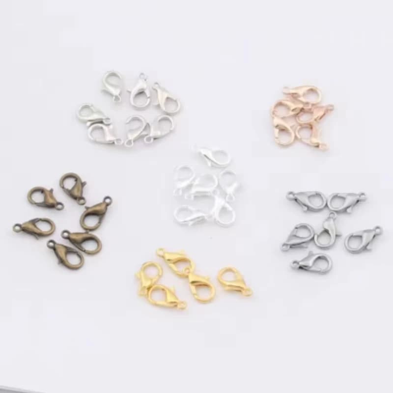100 pezzi / lotto Chiusure a moschettone in metallo per bracciali Collane Ganci Accessori per chiusura a catena per la creazione di gioielli fai-da-te