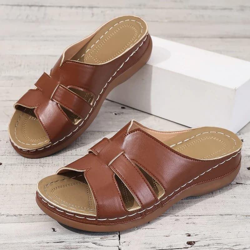 Women's casual flat sandals with open tip, light, from beach, summer, comfortable, for holidays, large size women's slippers with EVA sole