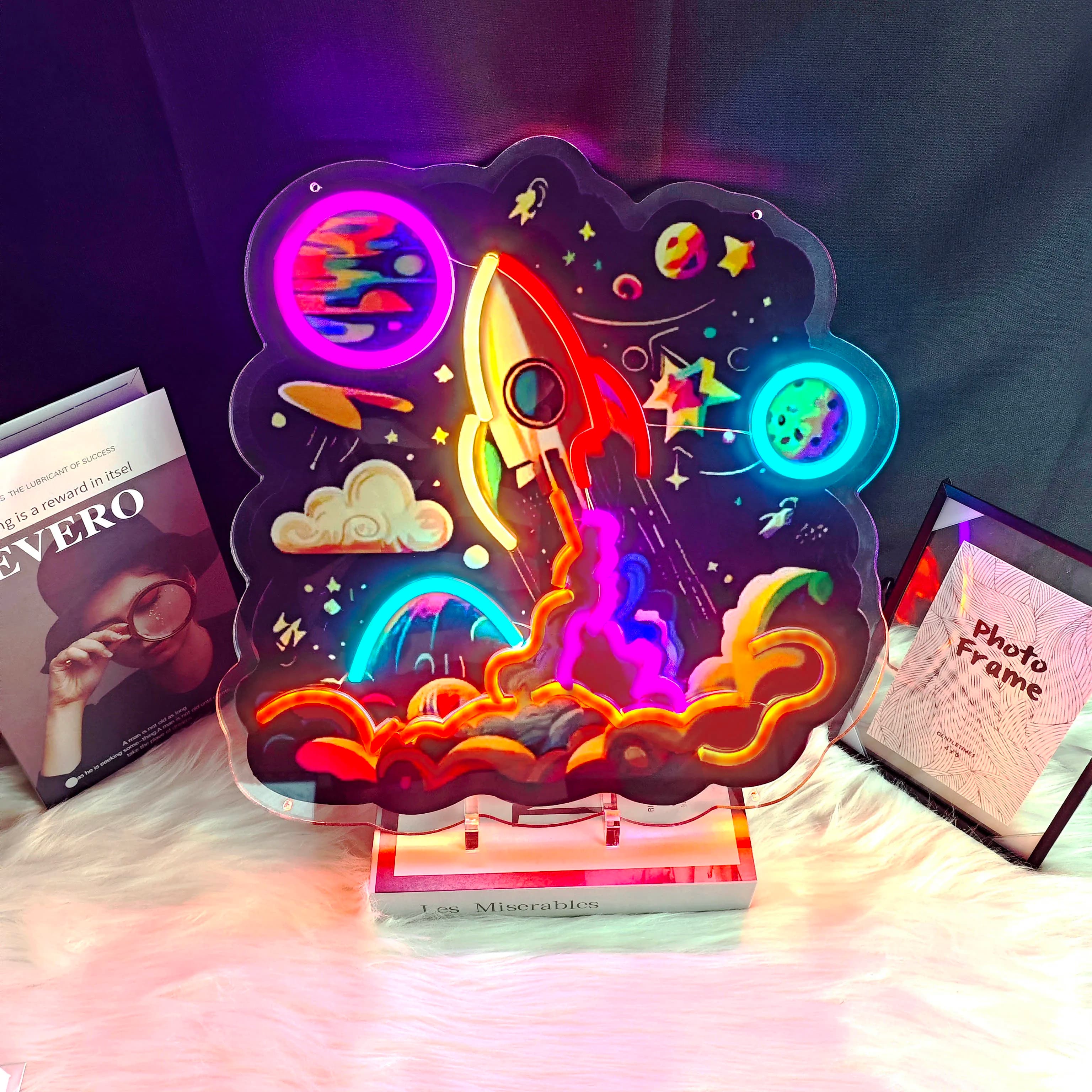 Insegna al neon con lancio di 1 razzo, insegna LED stampata UV, spazio regalo di compleanno per ragazzi, insegna al neon Galaxy, bar club, insegna per sala giochi