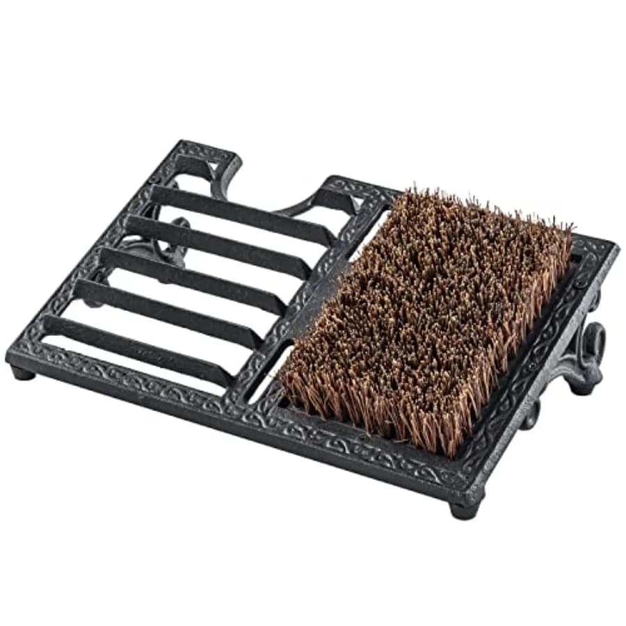 Tappetino per la pulizia delle scarpe in ghisa resistente per esterni con spazzola angolata nera rustica vintage per un'efficace rimozione dello sporco, ideale per il portico