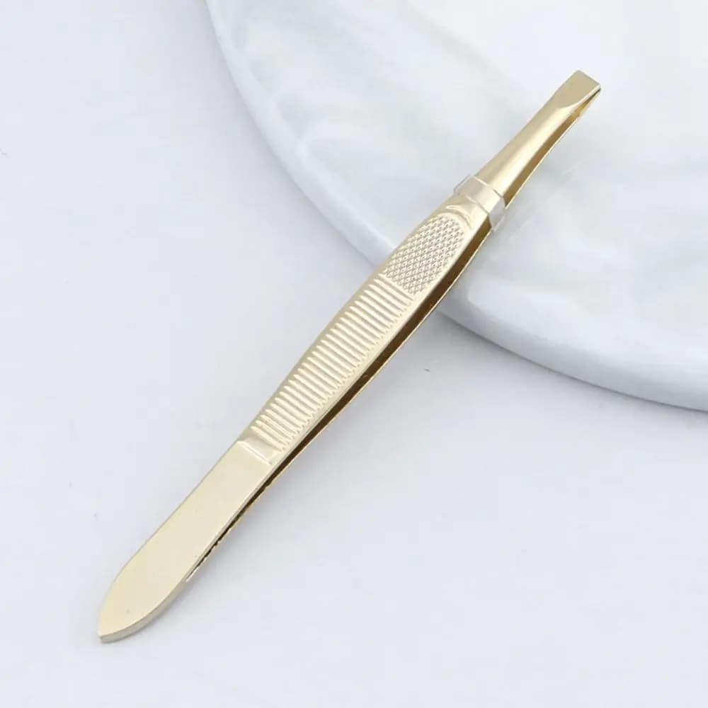 Pinzette per tagliare le sopracciglia in acciaio inossidabile Punta piatta Punta inclinata Piegaciglia Maglia a strisce Maniglia Spiumatura Clip per sopracciglia Donna