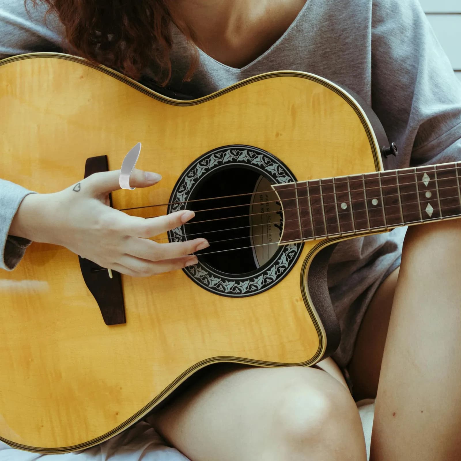 Plettri per Dita in Acciaio Inossidabile Ultra Sottili e Leggeri, Progettati per Chitarra e Ukulele, Argento, Accessori per Chitarra