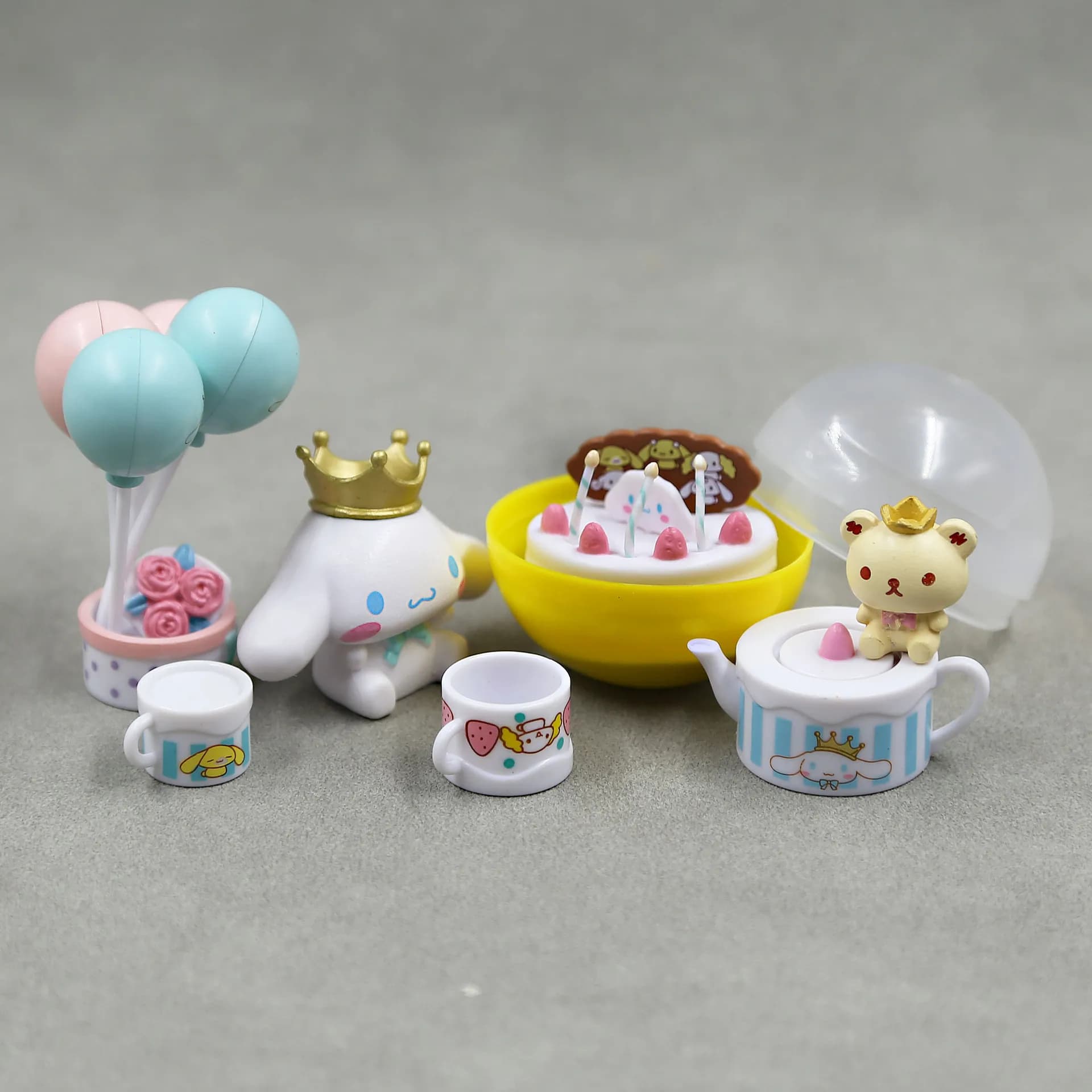 4 pz/set Sanrio Figura Anime Kawaii Cinnamoroll Action Figurine Decorazione Del Partito Collezione Regali Di Compleanno Giocattoli Per I Bambini