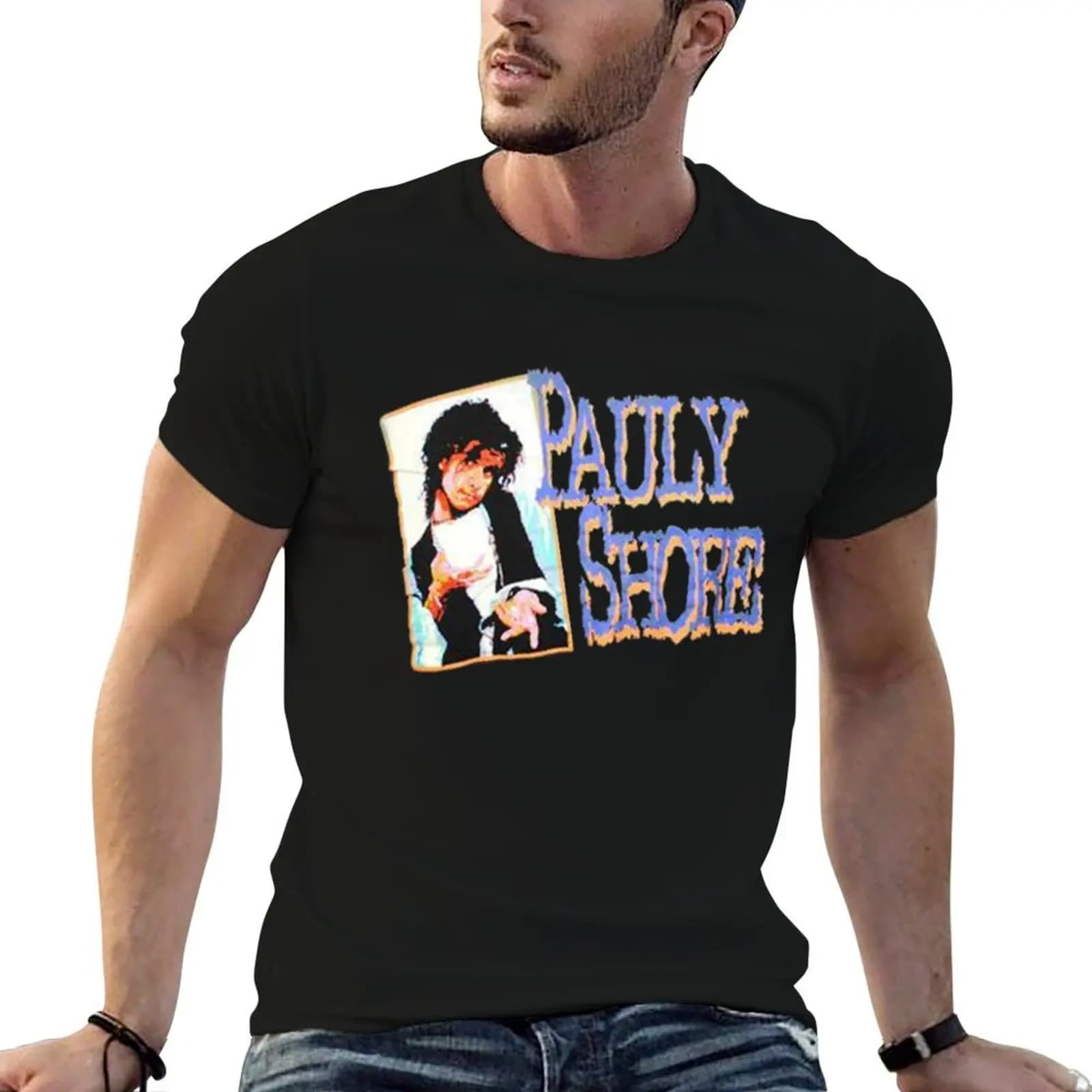 T-Shirt Vintage Pauly Shore 1992 - Icona del Commediale Neo-Hippie Grunge della Cultura Pop Anni '80 e '90 - Edizione Speciale MTV VJ