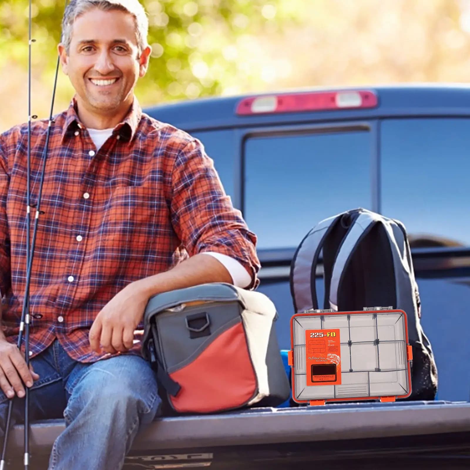 Portable Fishing Equipment Container with Multiple Parts for Ami and Esche