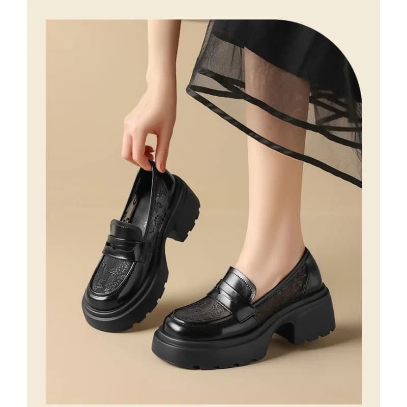 Mocassini da Donna con Punta Tonda, Finitura Lucida, Slip-on con Pannelli in Rete Effetto Pizzo e Suola Spessa per Uso Quotidiano