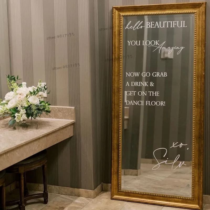Adesivi per decalcomanie in vinile personalizzati per specchi nuziali Benvenuto per matrimoni Adesivi in vinile per bagno da donna con nome personalizzato Segno di nozze