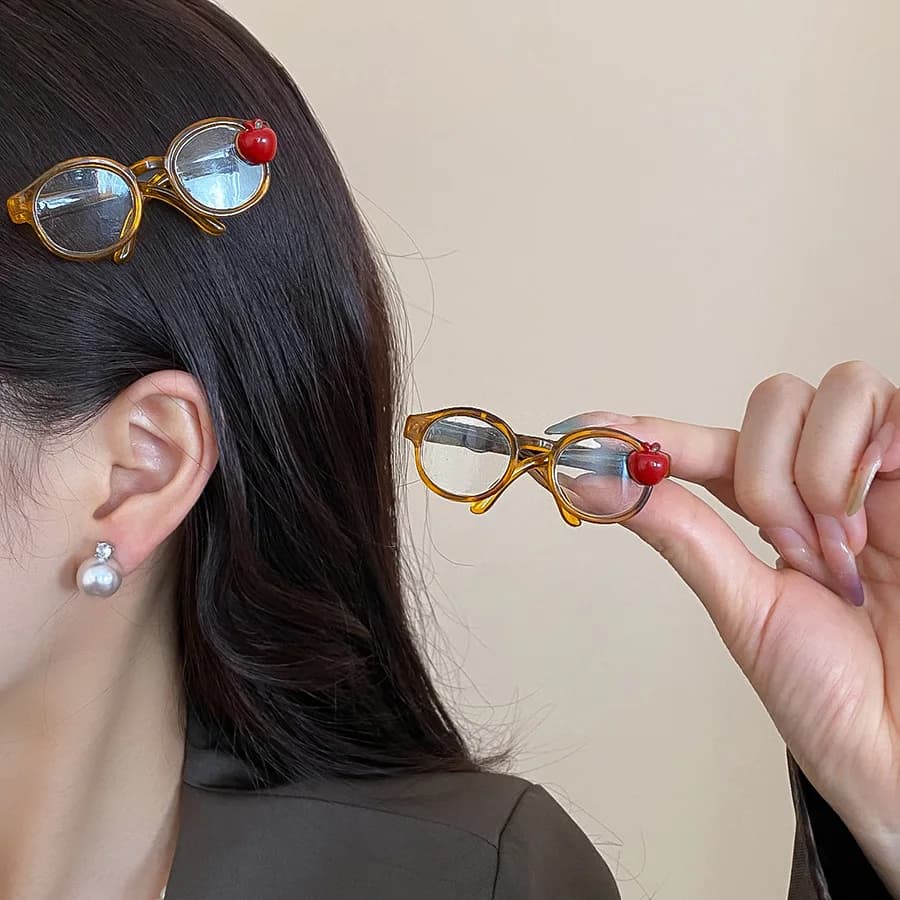 Fermaglio per capelli per occhiali Apple per donna Ragazza carina clip laterale a becco d'anatra Forcine per capelli Nuova moda Accessori per capelli versatili Regalo di Natale M