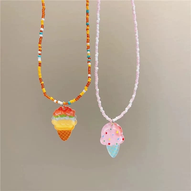 Collana con Ciondolo di Perline Fatto a Mano per Ragazze, Gioielli Estivi da Spiaggia, Design Colorato e Carino, Accessorio per Ragazze