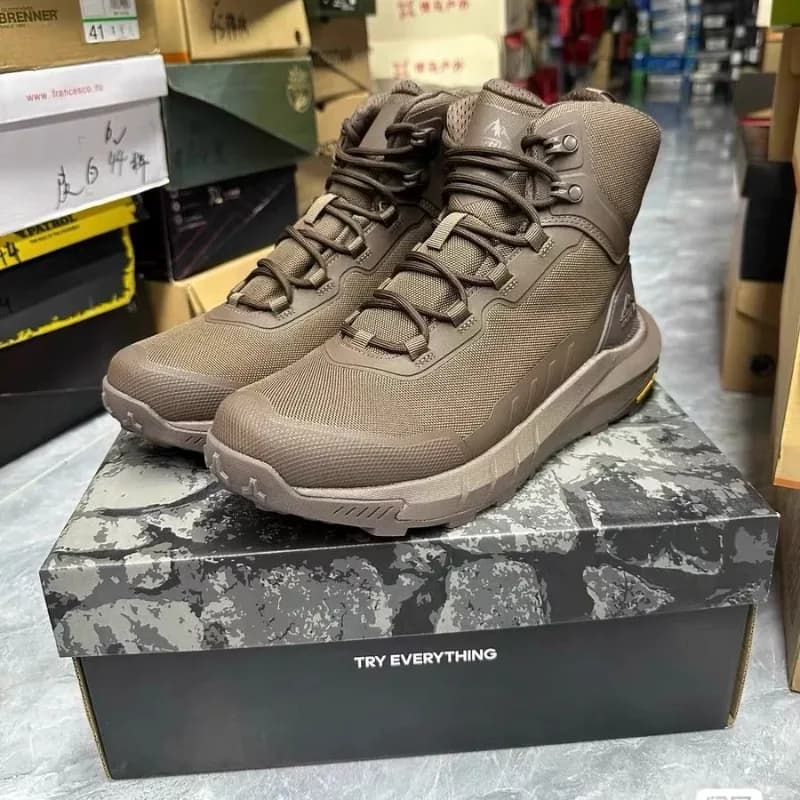Original Brand Comfortable Anti Slip Mountain Climbing Boots Designer Zipper Outdoor Hiking Shoe Top Quality Trekking Sneakers