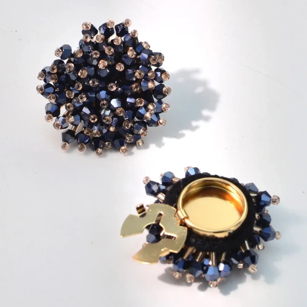 2 pieces elegant crystal cufflink covers with handmade beads for women's shirt clip accessories for jewelry decoration