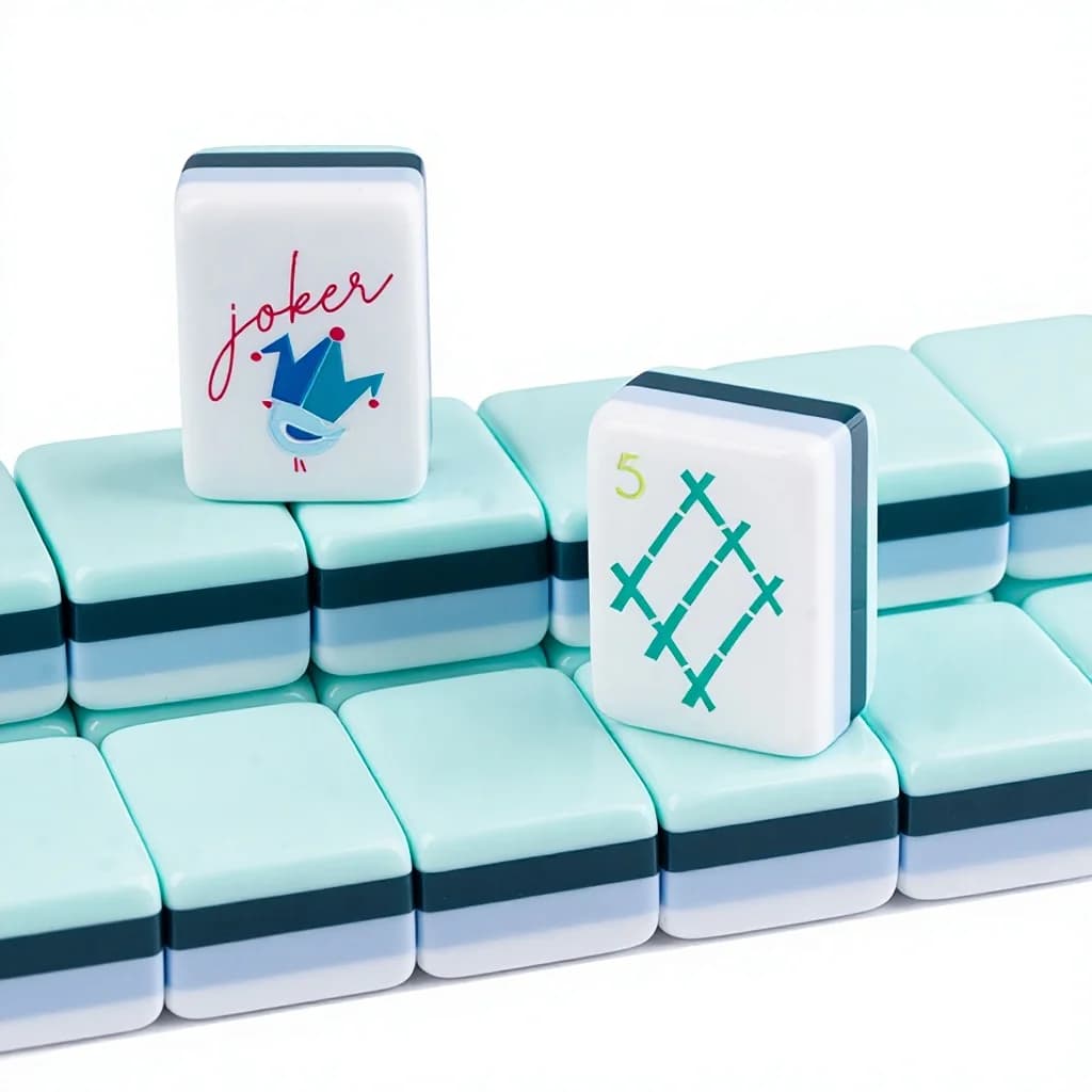 Tessere Mahjong Colori Misti Mini Portatili Stile Europeo/Americano Gioco da Tavolo in Acrilico a Quattro Strati per Intrattenimento