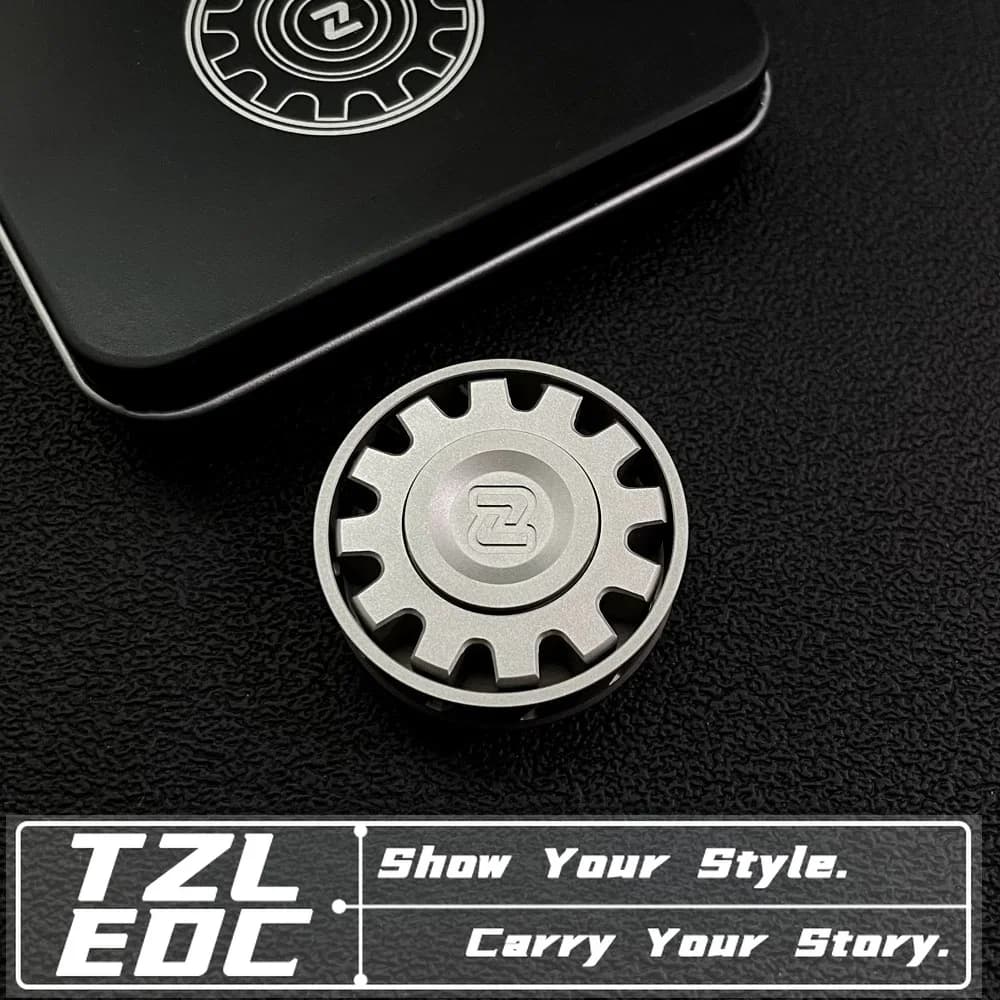EDC Fidget Spinner, Premium Mechanical Rotating Finger Toy, Adult Stress Relief Black Tech Fidget Gadget