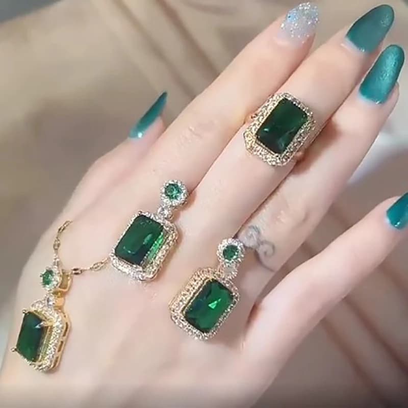 Fashion And exquisite Green Rectangular Jewelry Micro-Inlaid Luxury Light Tempering Necklace Wedding Ring Set Gift