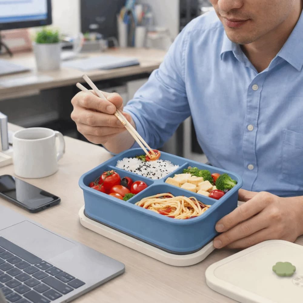 Contenitore per Pranzo in Silicone di Grado Alimentare con 4 Scomparti, Resistente alle Perdite, Resistente alle Alte Temperature, Quadrato