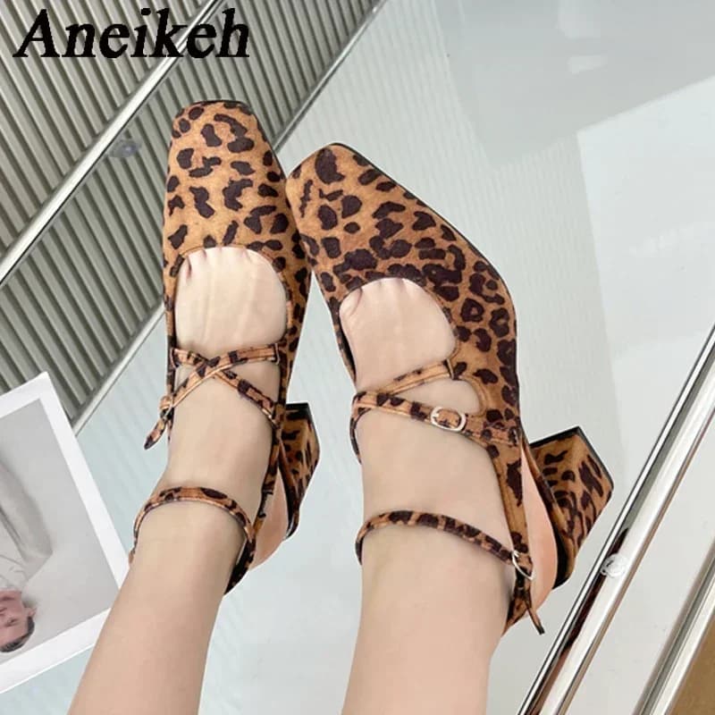 Aneikeh Retro Leopard Print Punta quadrata Tacchi spessi 2026 Estate Scarpe da donna eleganti Femminili Mary Jane Dress Pumps Scarpe di lusso