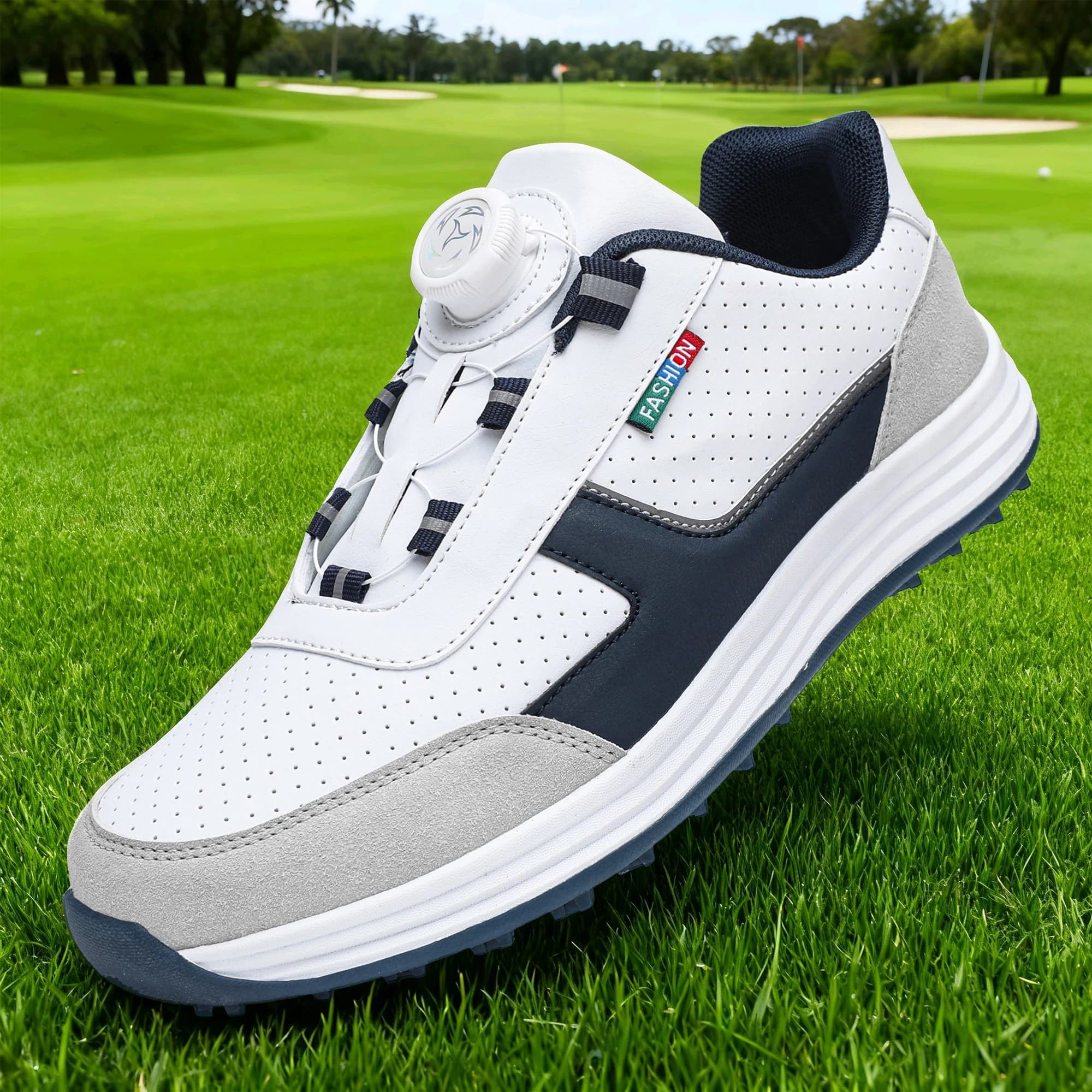 Fashionable outdoor golf shoes for both men and women, with anti-slip design, suitable for mountaineering and hiking