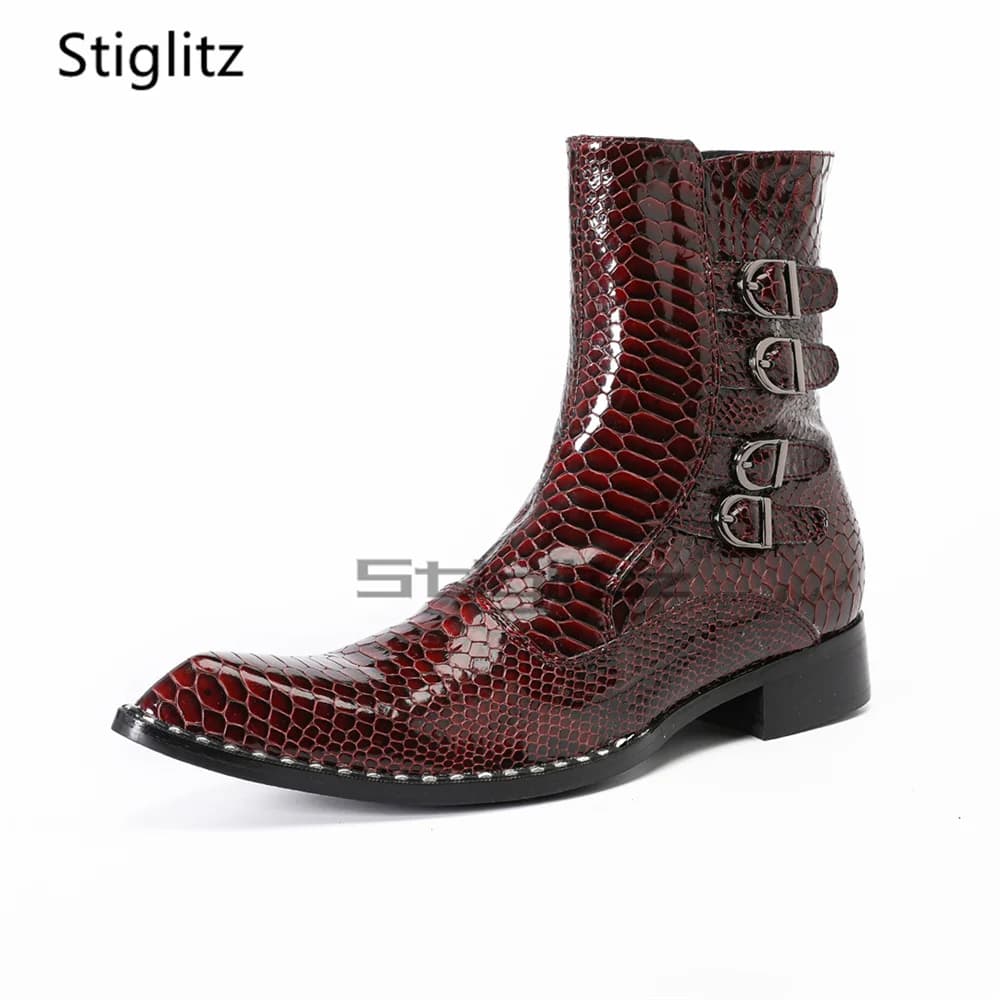 Stivali Chelsea con Fibbie Multiple e Stampa Serpente per Uomo, in Vera Pelle Rosso Vino, Punta Affusolata, Cerniera Laterale, Scarpe Eleganti per Affari e Matrimoni