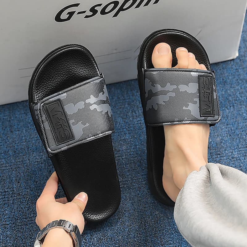 Infradito casual da uomo in tinta unita con un design semplice Scarpe estive morbide ultraleggere ad asciugatura rapida e antiscivolo
