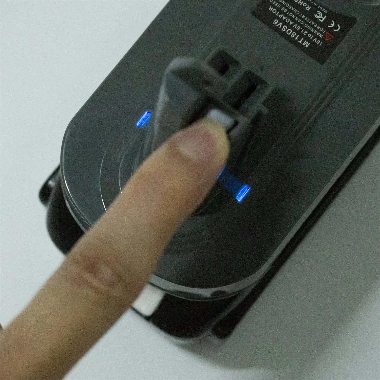 Convertitore per batteria al litio Makita 18v in adattatore per aspirapolvere Dyson V6 (senza utensili e batteria)