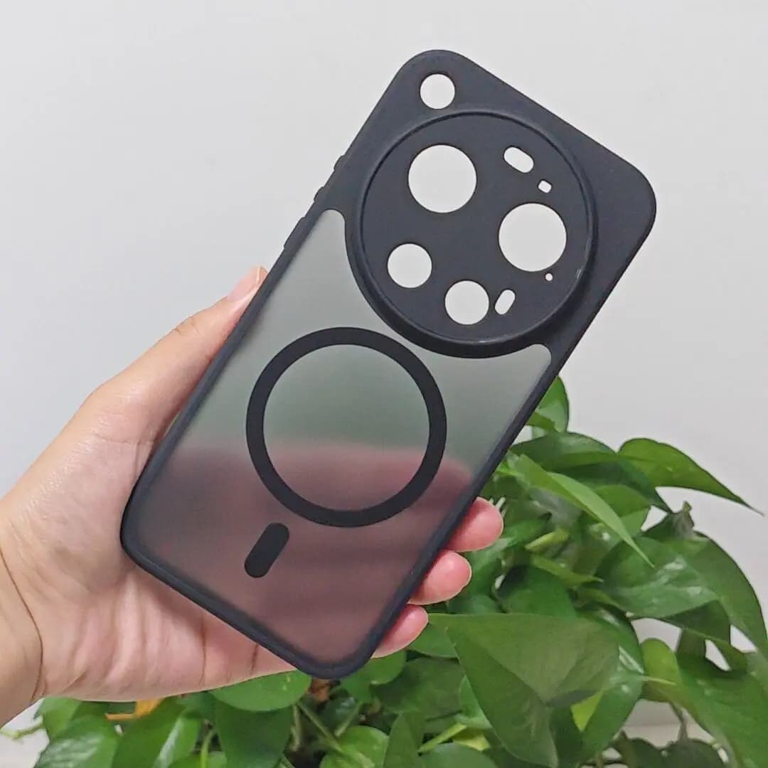 Custodia per Xiaomi 17 Ultra ELVEV Magnetica Antiurto Opaca PC+TPU Anti-impronta per Xiaomi 17 Ultra