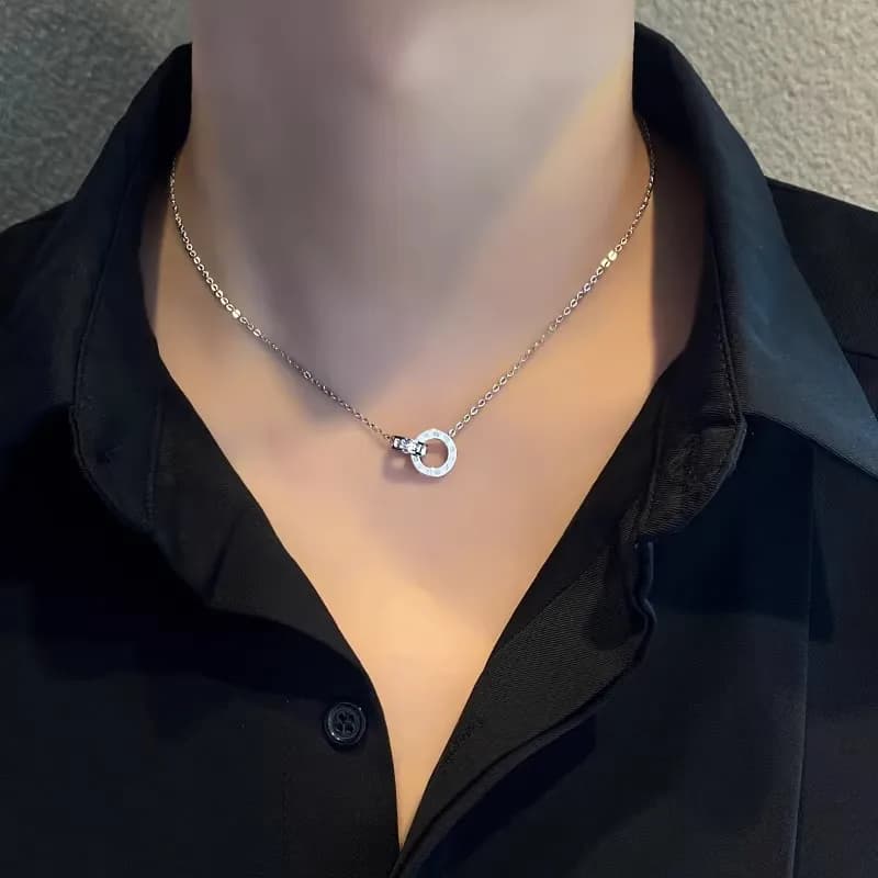 Double-ring zircon necklace men's design niche clavicle chain light luxury high-end titanium steel all-match men's pendant jewel