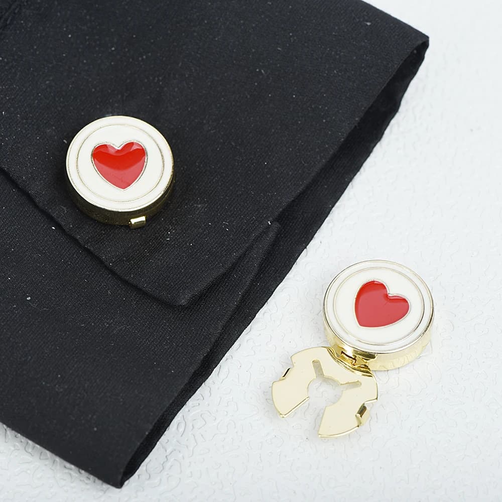 ICEYY Simpatico bottone a maniche lunghe con cuore in smalto rosso Gemelli in rame Copri bottoni Accessori Decorazione per donna