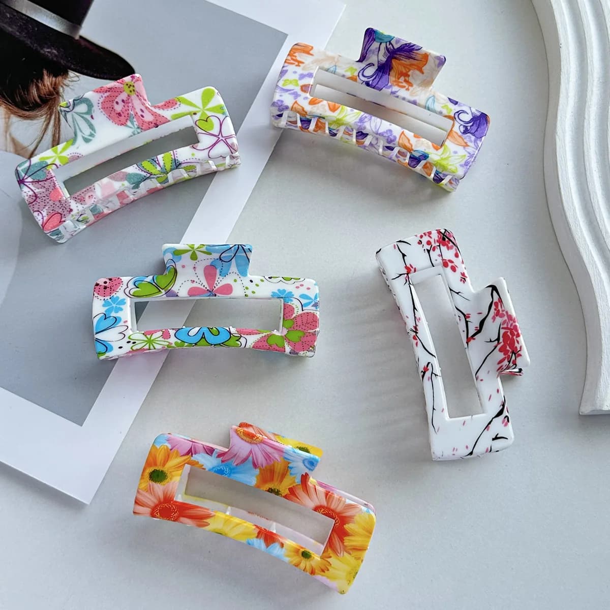 Primavera e l'estate nuovo trasferimento dell'acqua fiore quadrato Clip stampa a colori forcina squalo Clip accessori per capelli