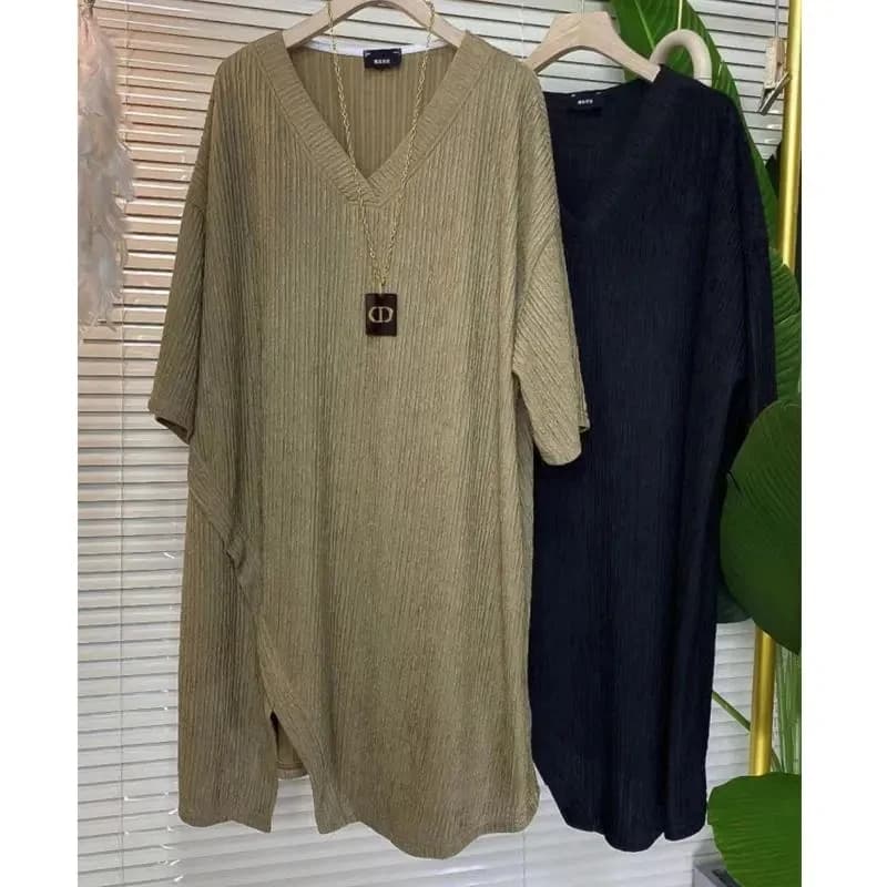 Plus Size 5XL 150kg Estate Scollo a V T-shirt da donna Solid Manica corta Top Casual Tees Abbigliamento donna oversize