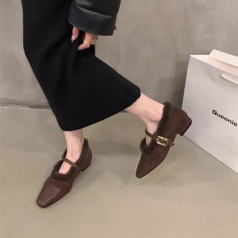 Mocassini Scarpe di pelliccia Donna Comodo ed elegante Modis Calzature femminili Sneaker casual su tacchi 2025 Abito Nuovo inverno Mary Janes