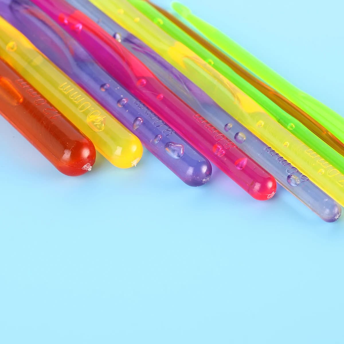 9 pezzi di uncinetti colorati ferri da maglia in plastica set da 3,0 mm a 12,0 mm design ergonomico leggero per progetti di pizzo maglione