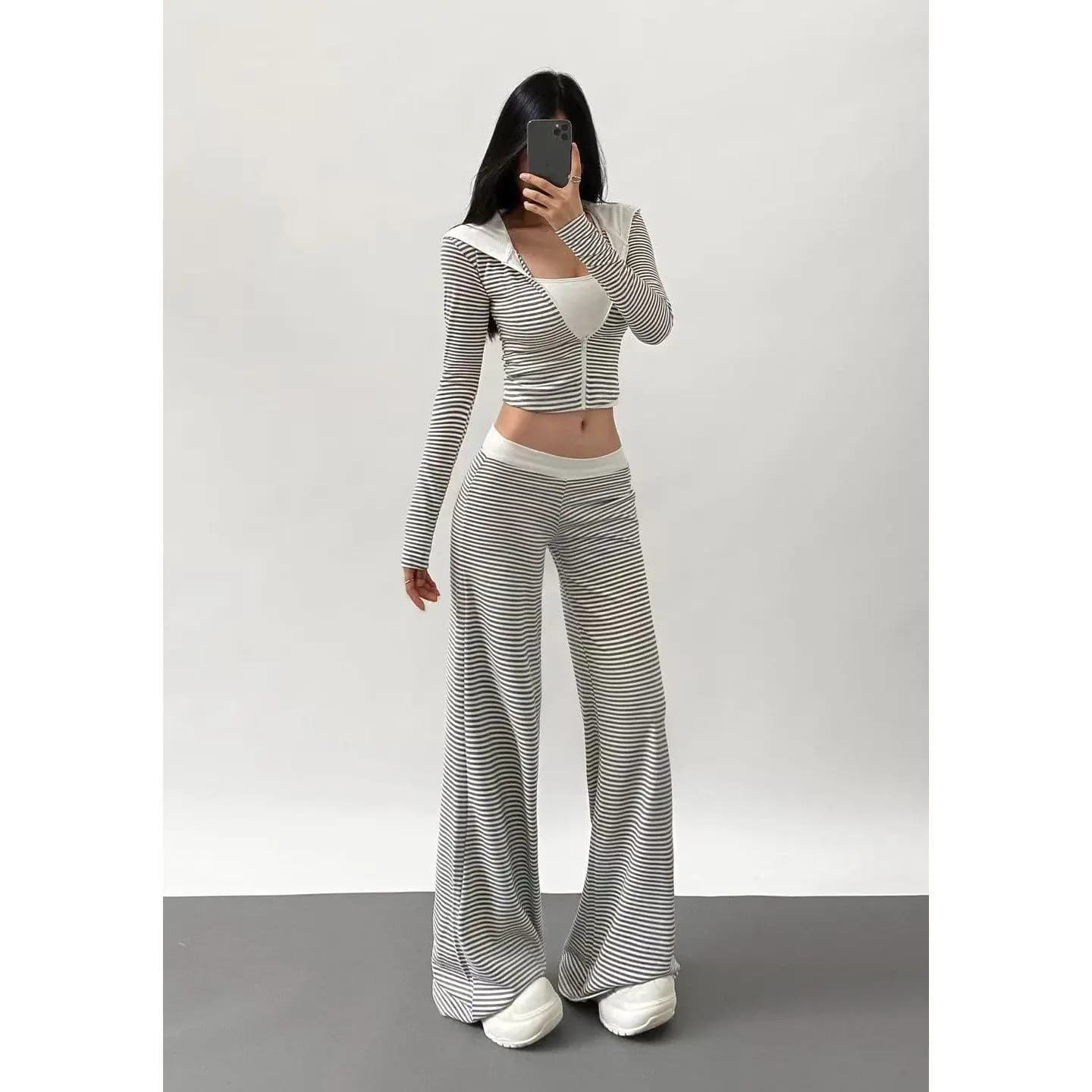 26 Autumn Spice Girls Contrasting Striped Zipper Hooded Short Jacket Micro-pull Pants Set Casual Two-piece Set