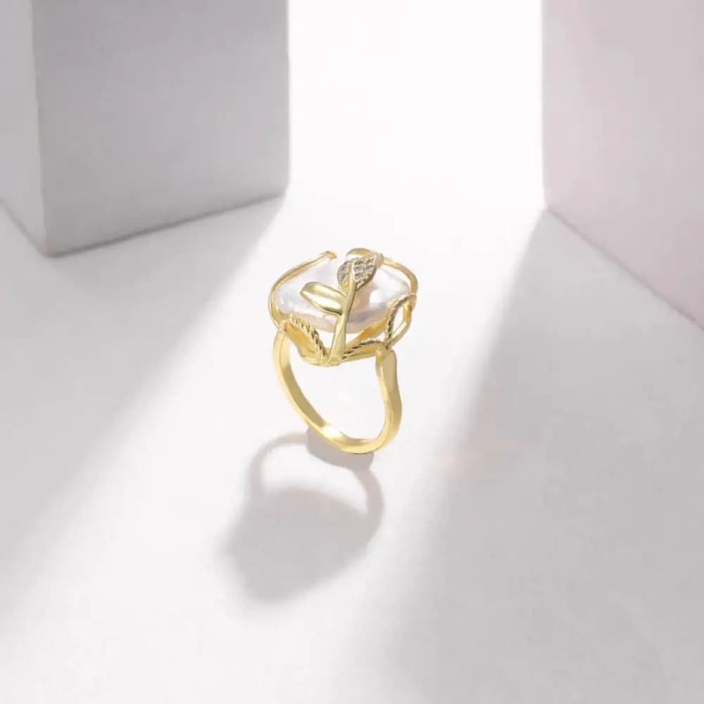 Anello Apribile con Perla Barocca Unica, Anello Irregolare con Perla e Motivo a Vite Dorata, Ornamenti Regolabili per Dita, Anello con Perla Naturale per Ragazze