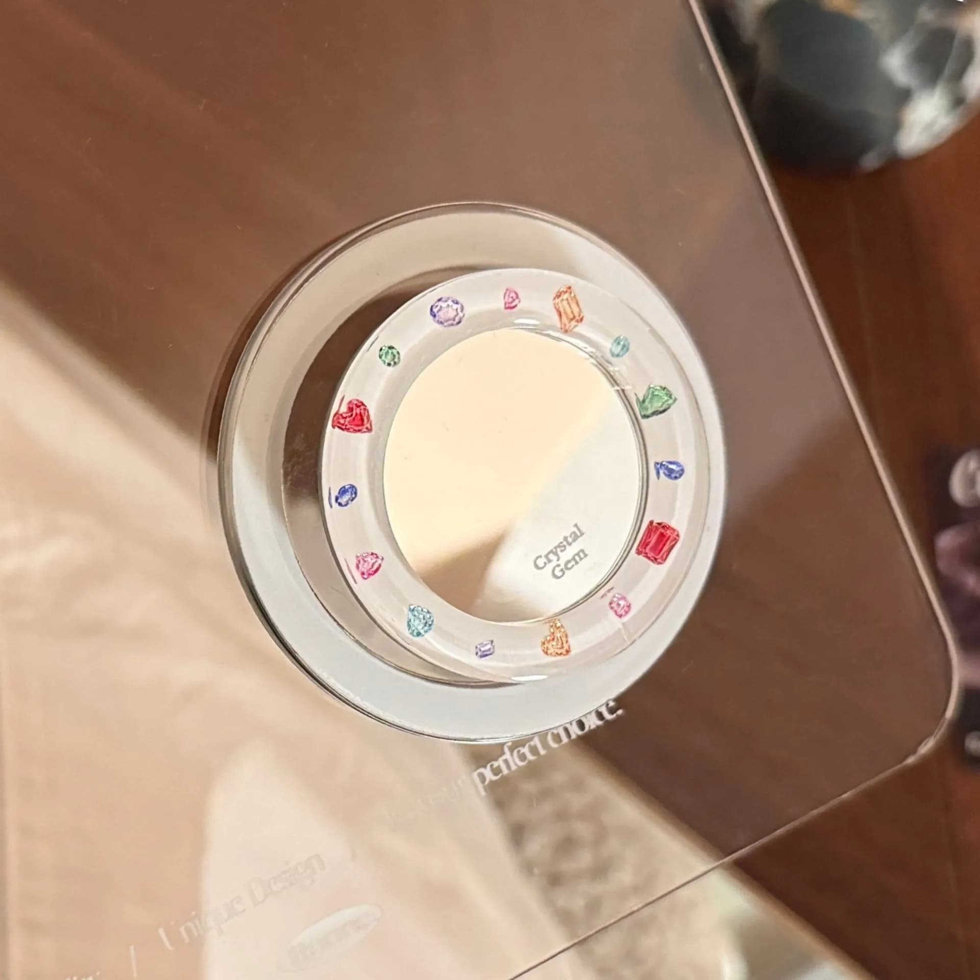 Supporto per telefono a specchio pieghevole con forte ventosa magnetica, impugnatura per dita, staffa per custodia cellulare, ideale per il trucco delle ragazze