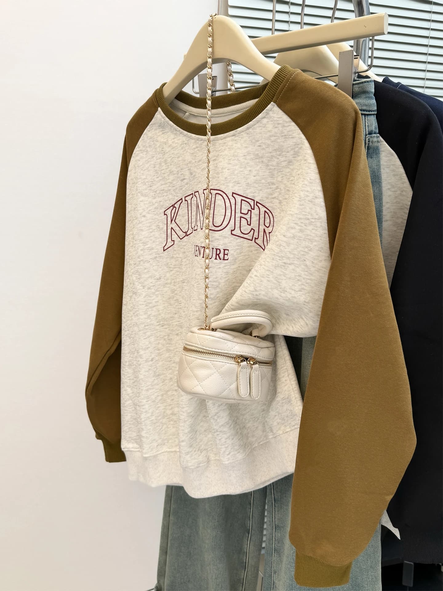 Retro American Color Block Long Sleeve Hoodie Women Spring Autumn Loose Versatile Thin Shoulder Insertion round Neck Top