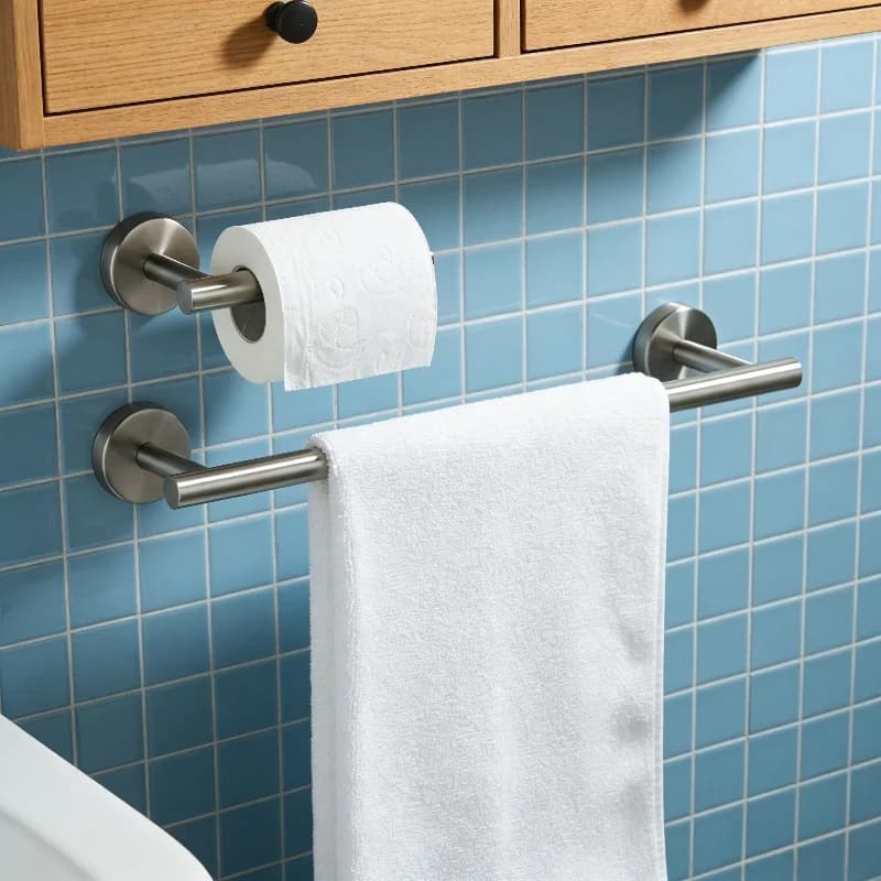 Nuovo Set di Accessori per Bagno: Gancio per Accappatoio, Porta Asciugamani, Barra Portaoggetti Rotonda, Porta Carta Igienica in Acciaio Inossidabile Argento e Nero