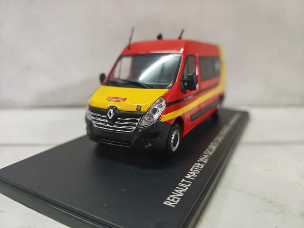 Diecast ELIGOR 1:43 Scale RENAULT MASTER 2014 SECURITE CIVILE Alloy Car Model
