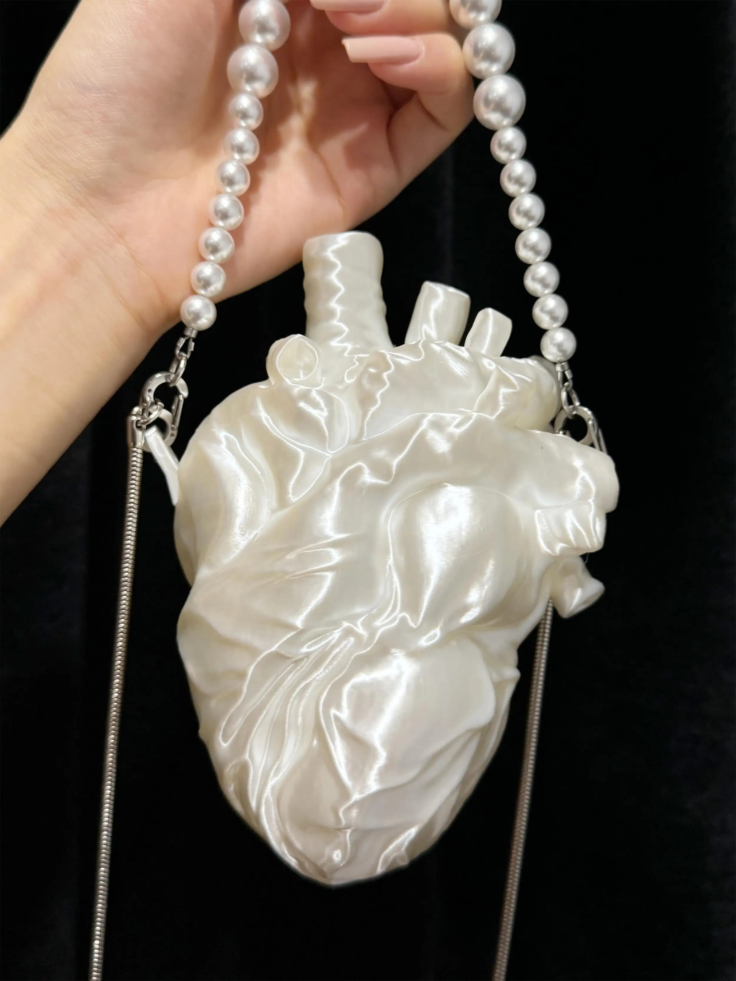 New Light Luxury Fashion 3d Printed Three-dimensional Heart Women Bag Personalized Banquet Party Bead Chain Crossbody Bag Trendy