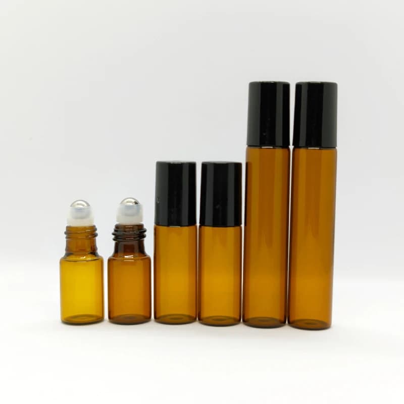 50 pz 3 ml 5 ml 10 ml Ambra Rotolo di Vetro Sottile sulla Bottiglia Riutilizzabile Campione di Prova Fiale di Olio Essenziale con Rullo Sfera di Metallo per il Viaggio
