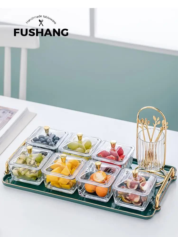 Piatto di frutta secca con griglia divisa in ceramica con coperchio Vassoio a doppia orecchio dorato Snack per la casa Dessert Nuovo