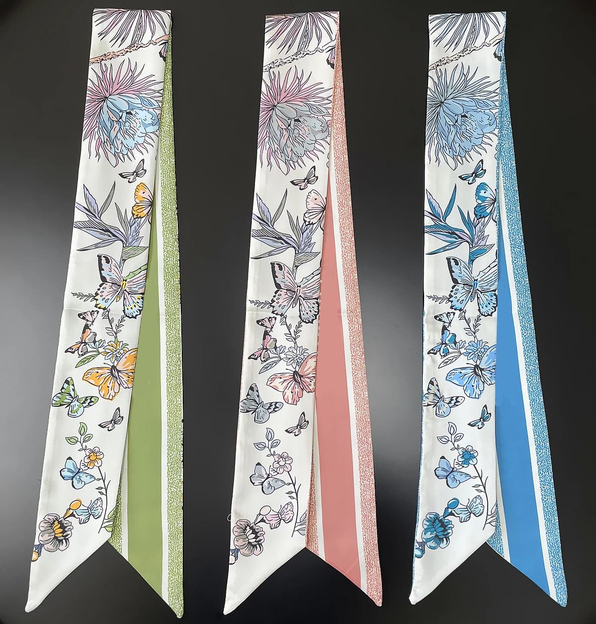 2024 Nuovo Design Farfalle In The Flowers Tarocchi Sciarpa Donna Borsa Skinny Sciarpe di seta Sciarpa di marca di lusso Foulard Fascia