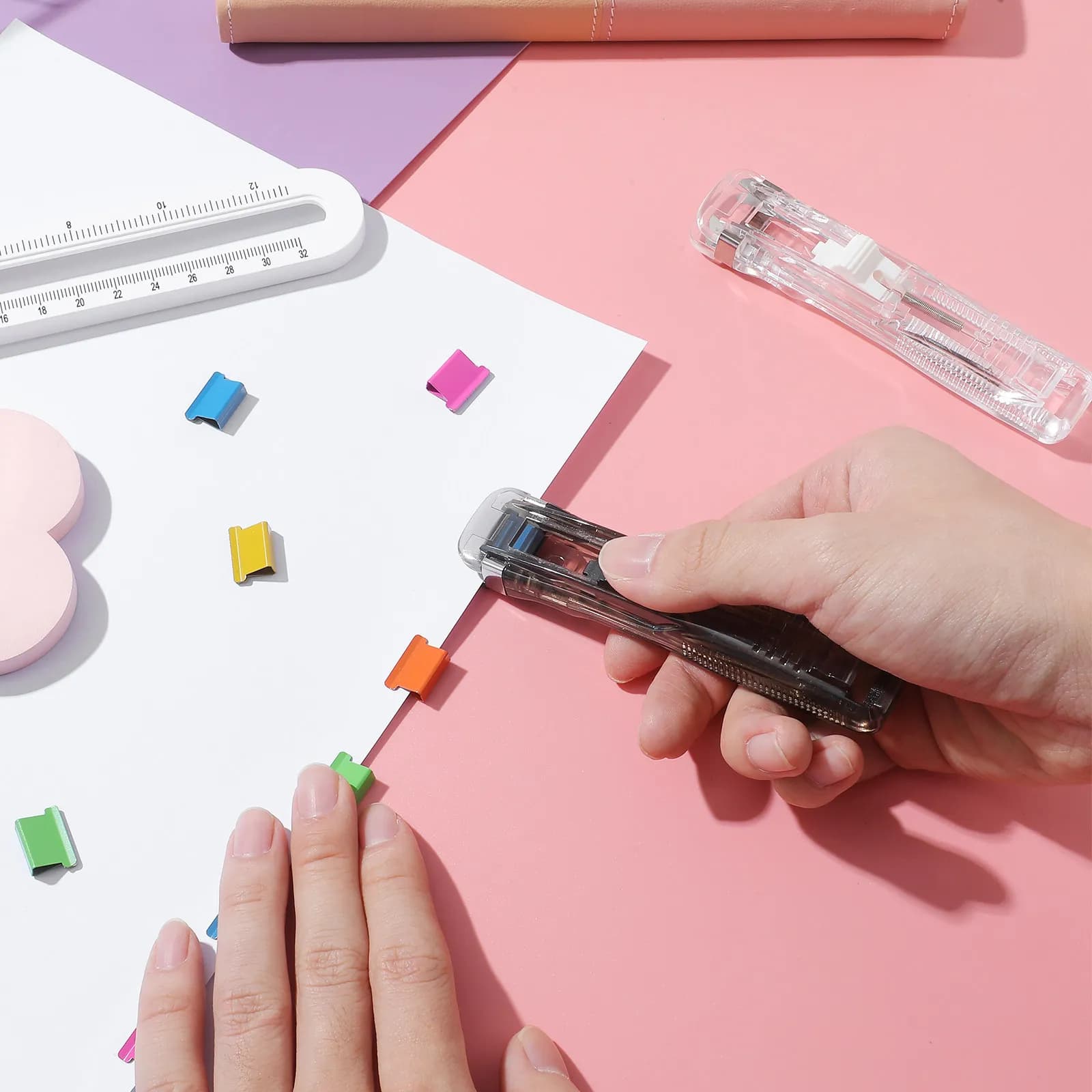 Clip per Documenti, Mini Clip a Pressione, Dispenser di Clip per Carta, Kit di Clip per Raccoglitori Ricaricabili per Organizzare Documenti e Fogli