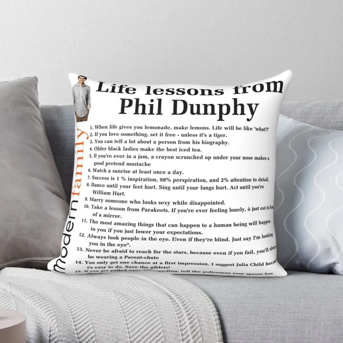 Lezioni di vita da Phil Dunphy, federa per cuscino Modern Family, in poliestere, lino, velluto, federa creativa con cerniera, copertura per divano