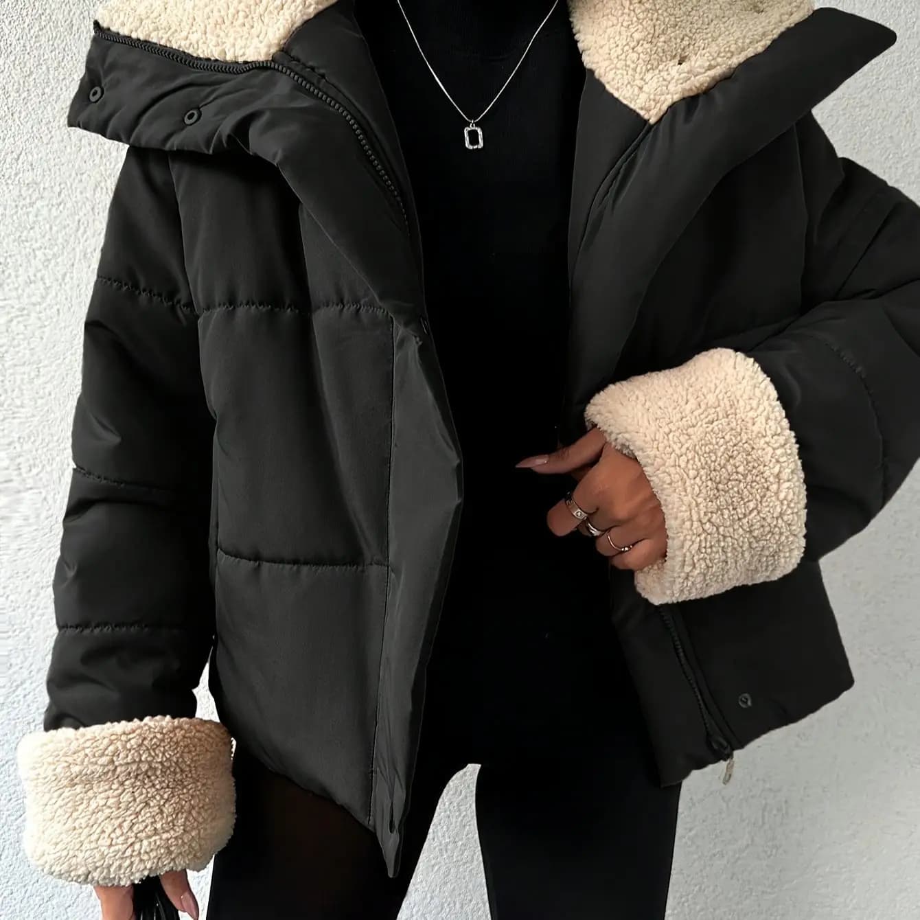 New Women's Fur Collar Jacket with Cotton Clip for The Autumn and Winter Seasons of 2025